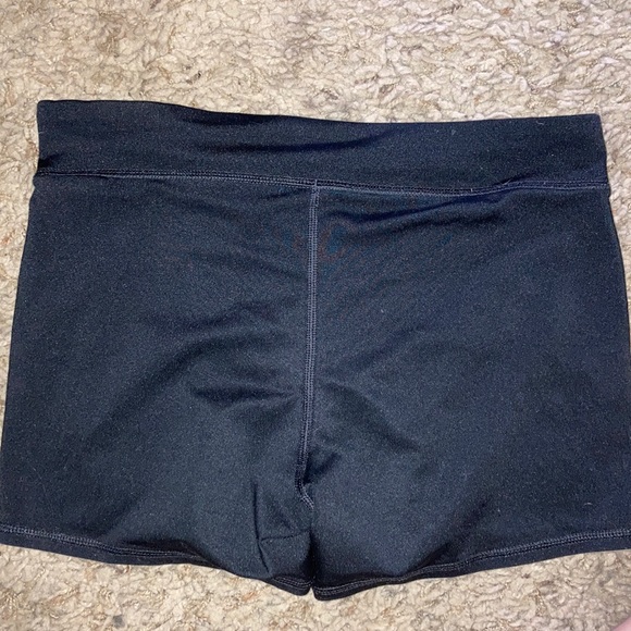 Spandex - Picture 2 of 2